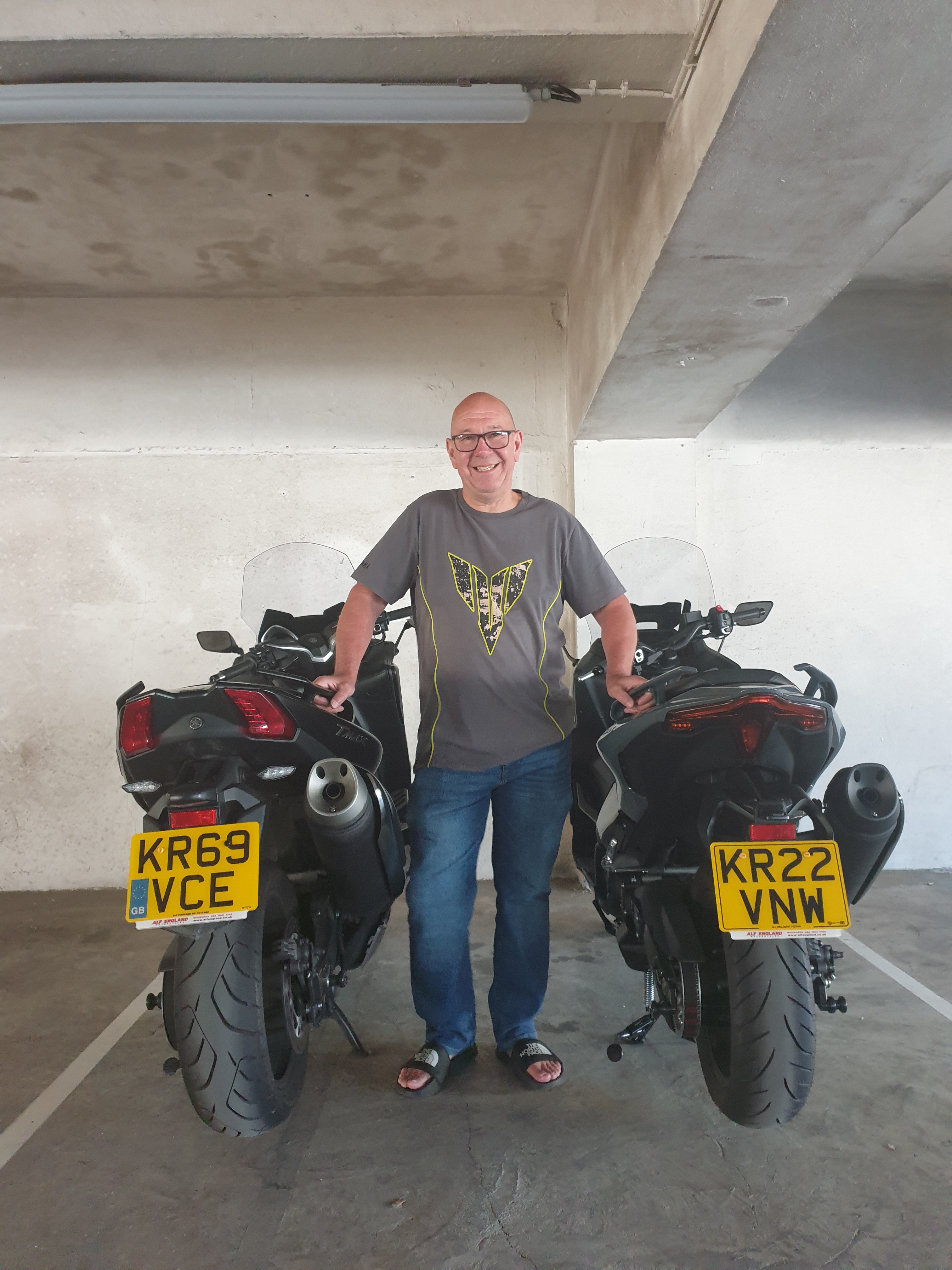 Do we really need 180+ cv motorcycles?