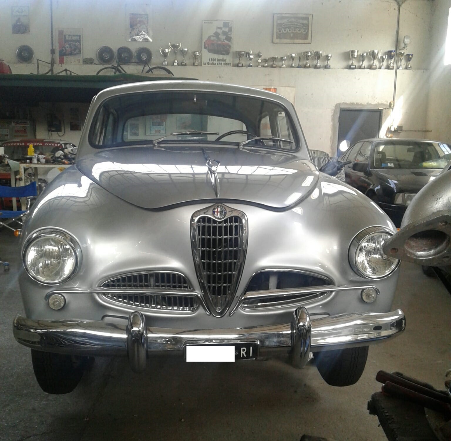 Trying to help a mate sell a few classic cars.